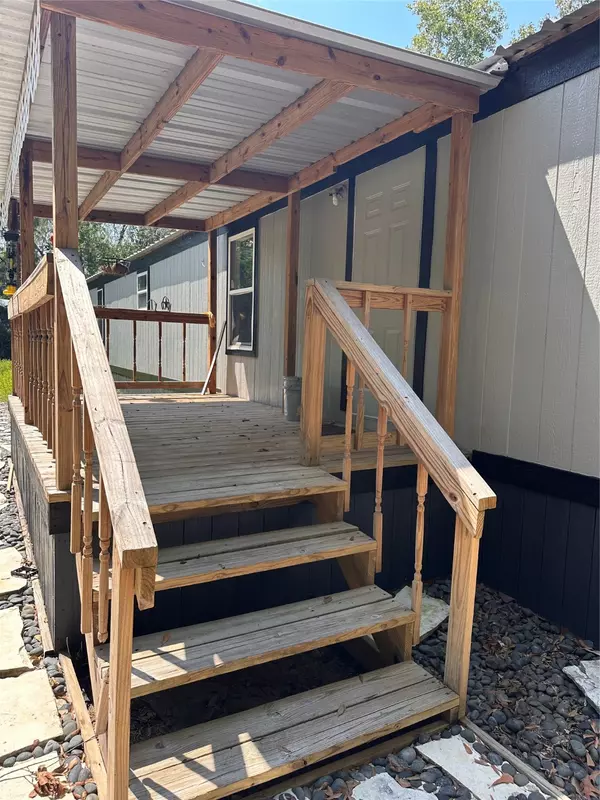 Cleveland, TX 77327,196 County Road 337