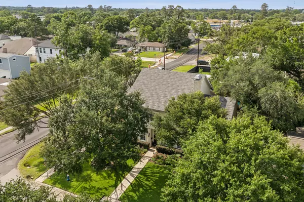 Houston, TX 77018,1730 Hewitt DR