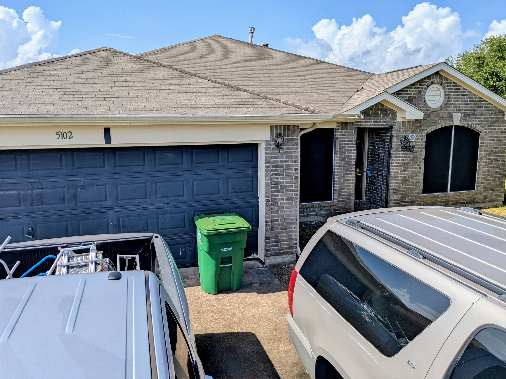 5102 Park Village DR, Houston, TX 77048