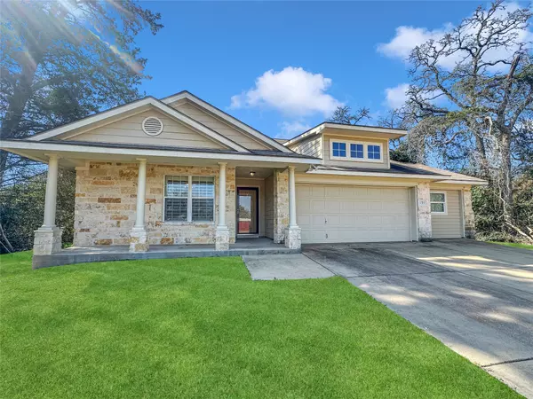 191 Golfview DR N,  Normangee,  TX 77871