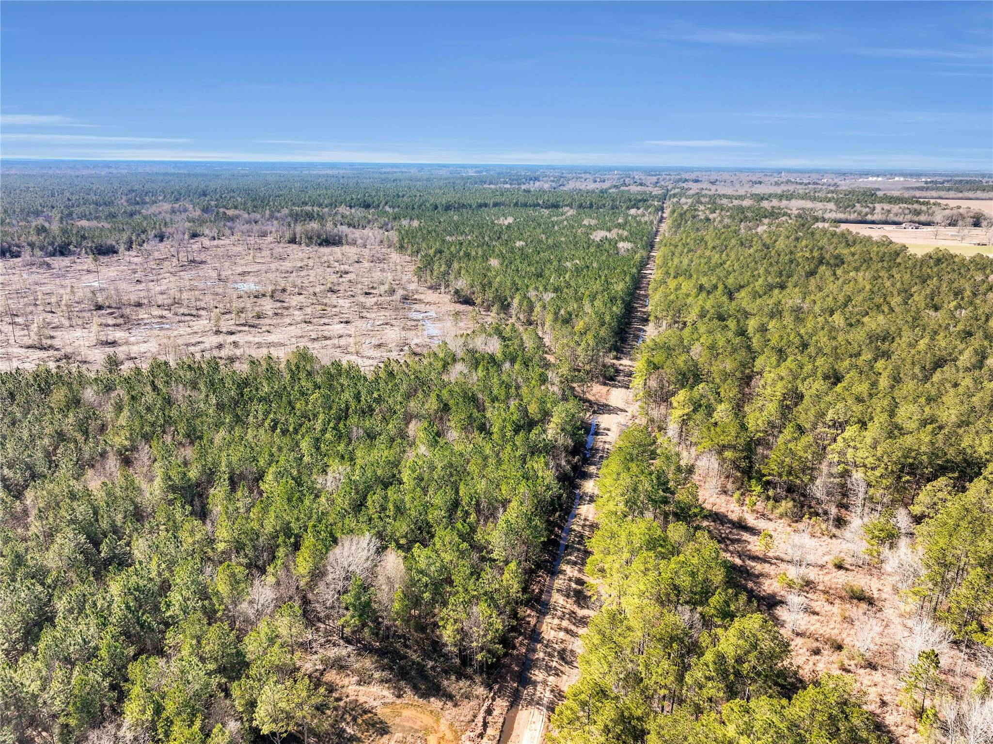 000680 Hwy 105, Sour Lake, TX 77659