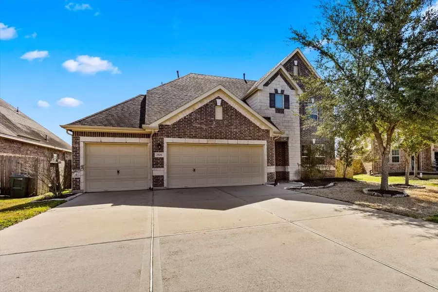 2506 Solitude, Deer Park, TX 77536