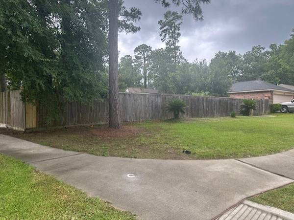 201 Bedford,  Conroe,  TX 77303