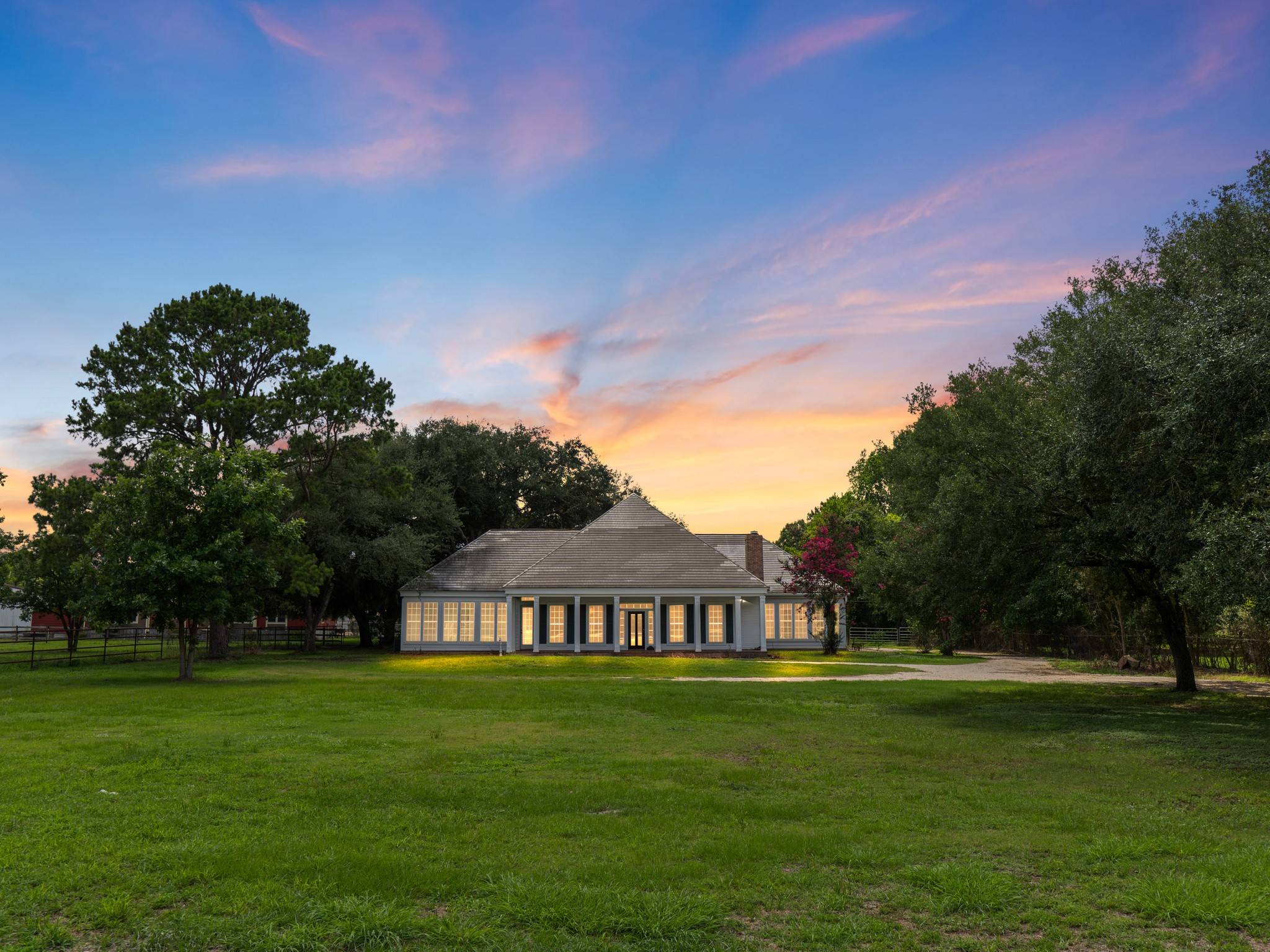 Richmond, TX 77406,5215 Skinner LN