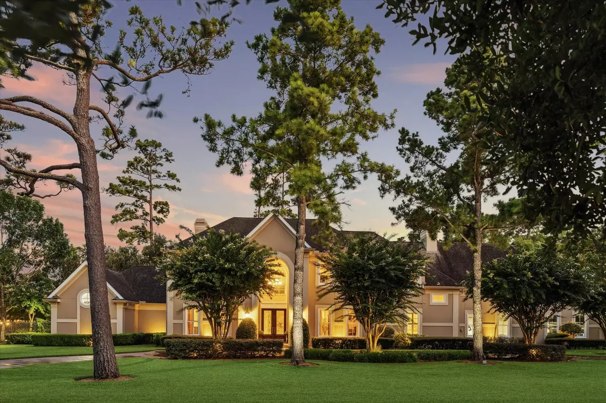 Houston, TX 77024,8 Jeffers CT