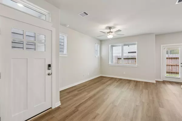 Kemah, TX 77565,571 Avisa Drive DR