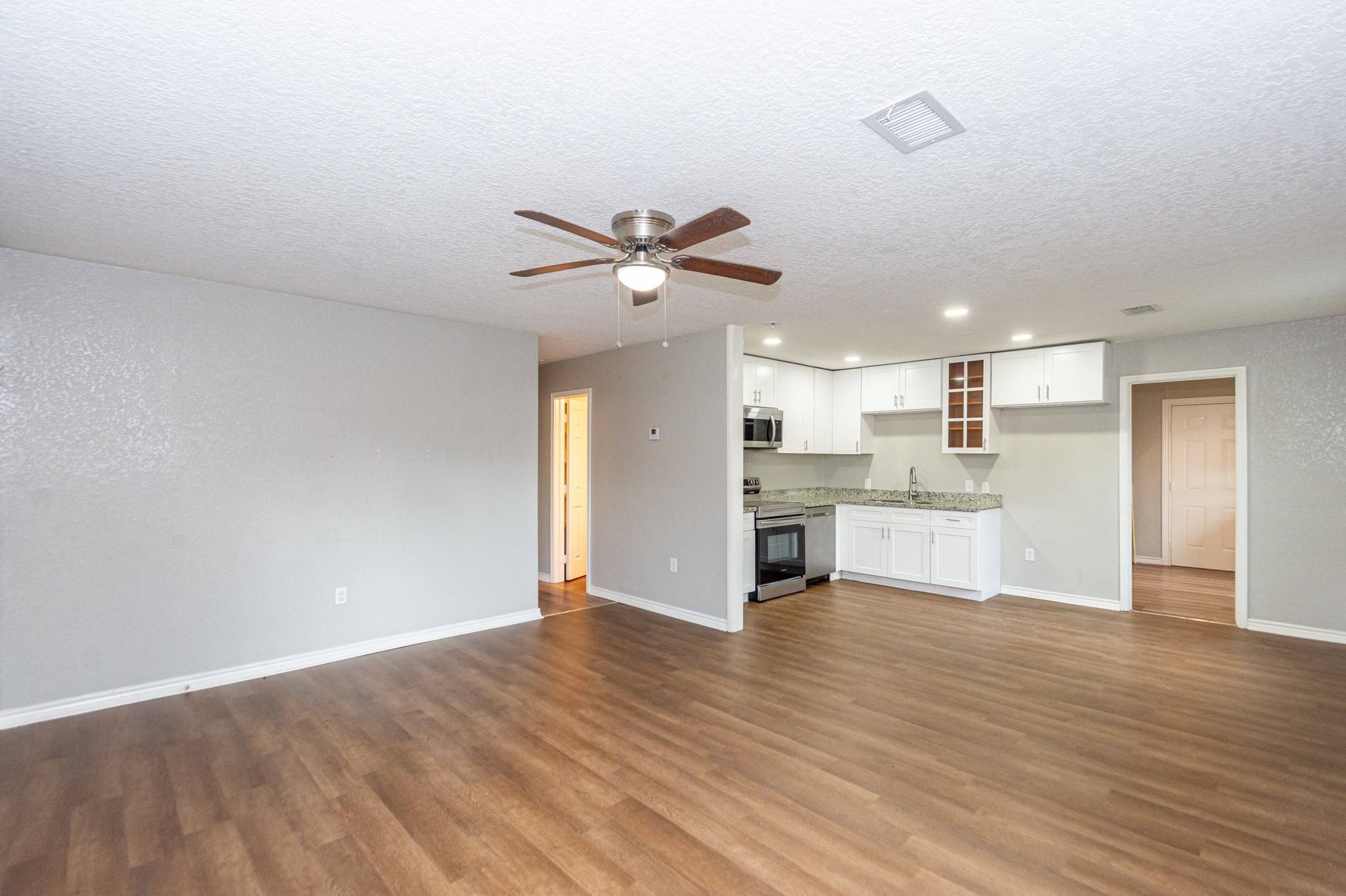 Clute, TX 77531,521 Murrell ST