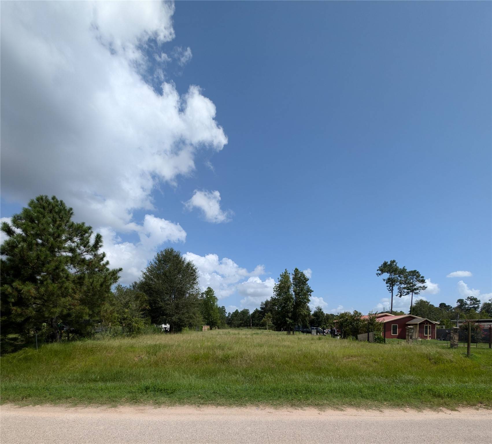 371 County Road 3479,  Cleveland,  TX 77327