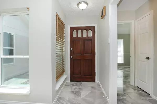 Houston, TX 77099,11810 Glenwolde DR