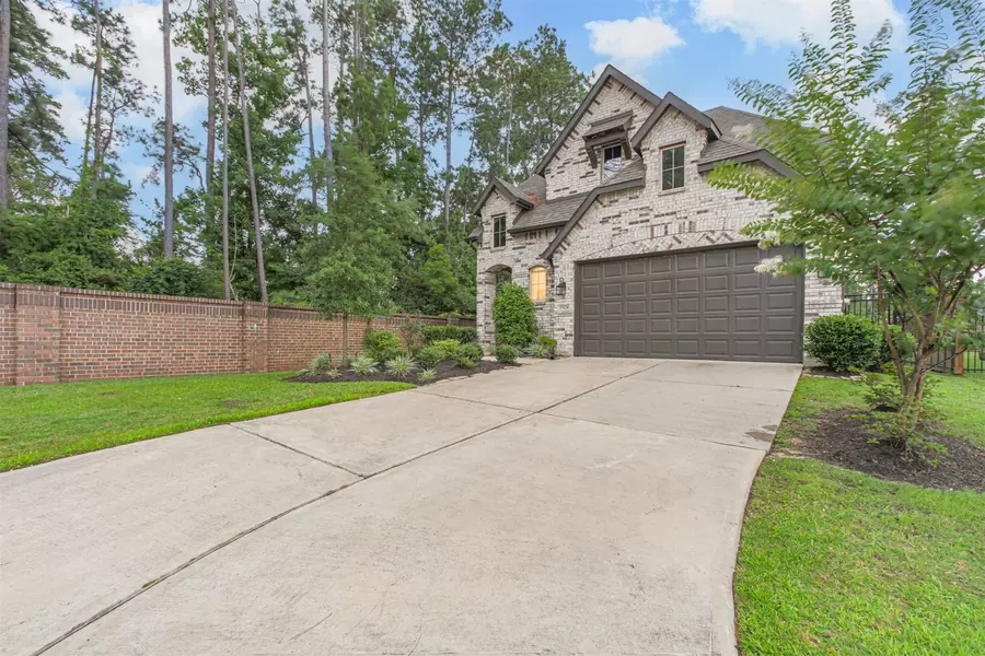 27028 Hidden Rock CT, Magnolia, TX 77354