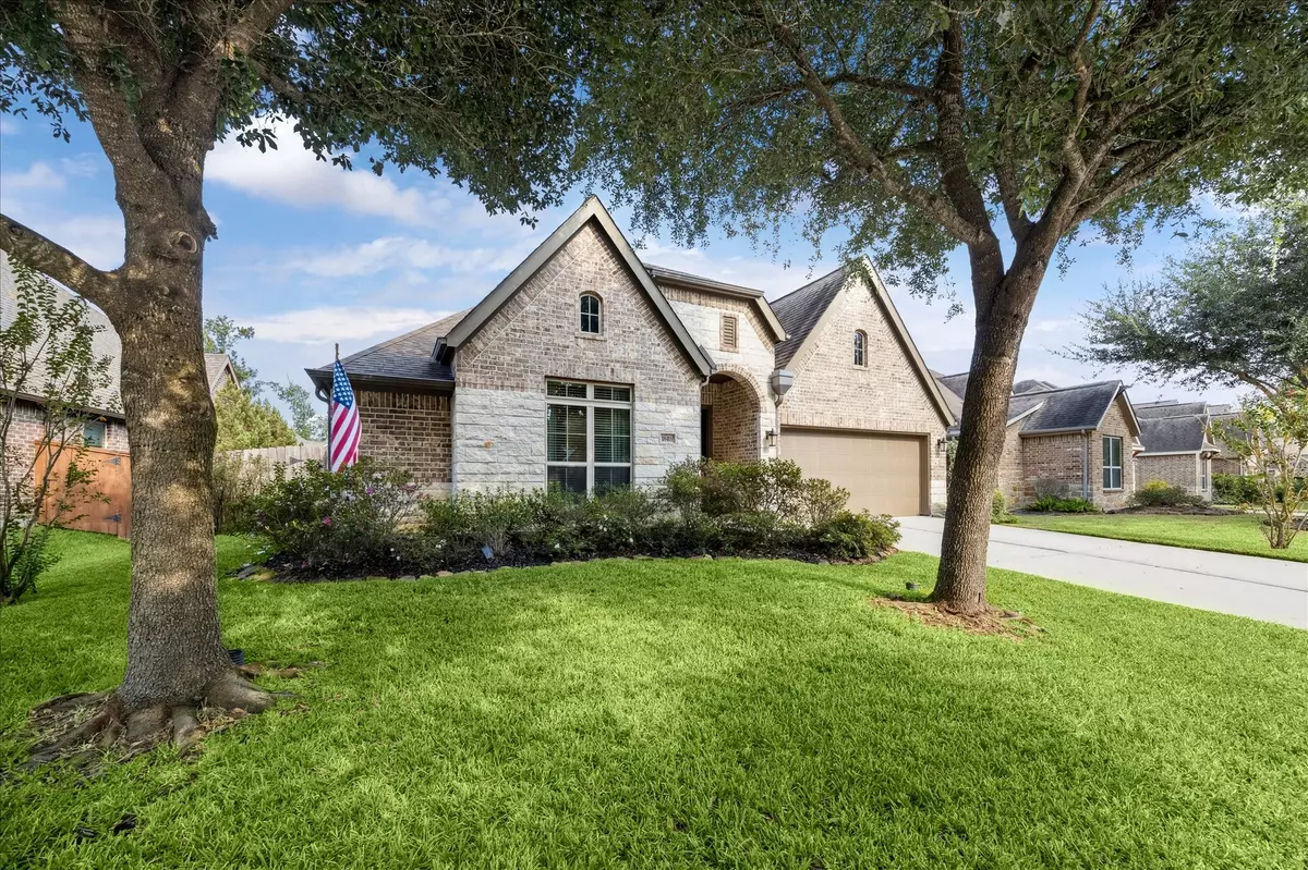 New Caney, TX 77357,18415 Hounds Lake DR