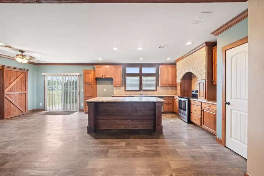 18284 Bellfounder DR, Conroe, TX 77306