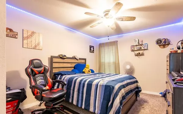 San Antonio, TX 78242,5419 Pearl VLY