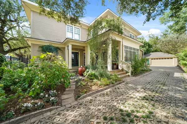 Houston, TX 77006,406 Sul Ross ST