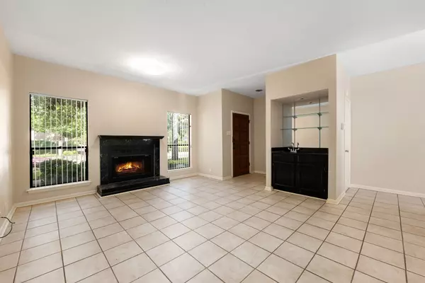 Houston, TX 77057,2428 Bering DR #2428