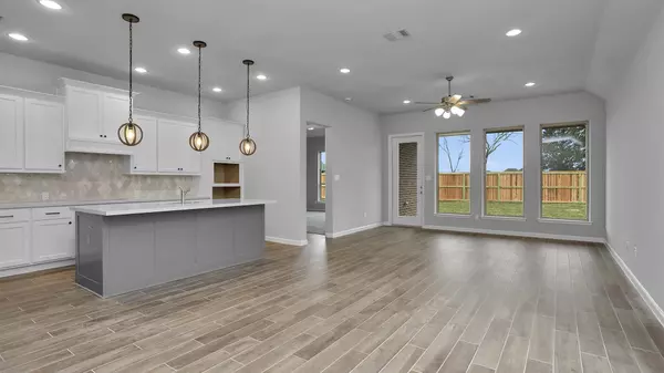 Manvel, TX 77578,5002 Morrison DR
