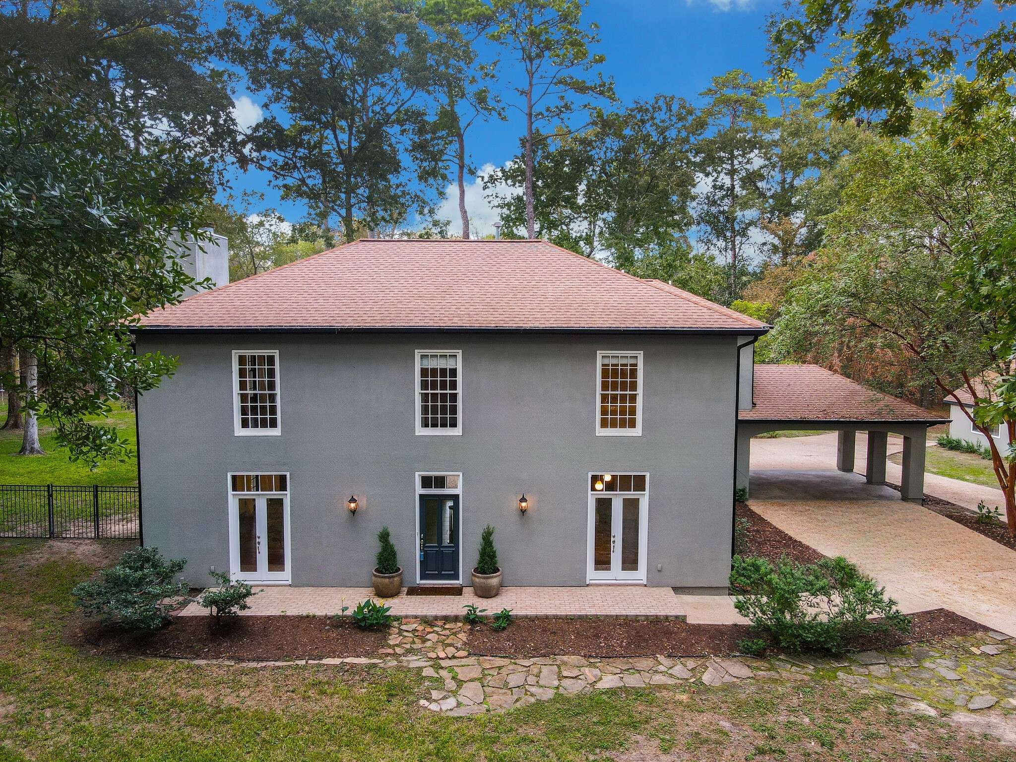 10042 Pine Springs DR,  Conroe,  TX 77304