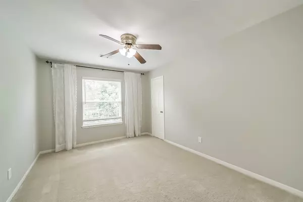 Houston, TX 77041,6219 Summerville LN