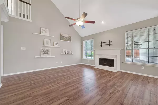 Sugar Land, TX 77479,5522 Whisper Ridge DR