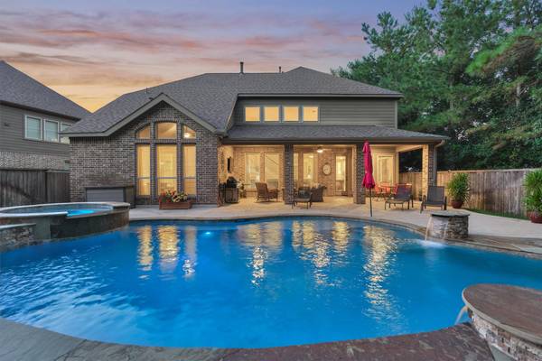 105 Pintail CT, Montgomery, TX 77316