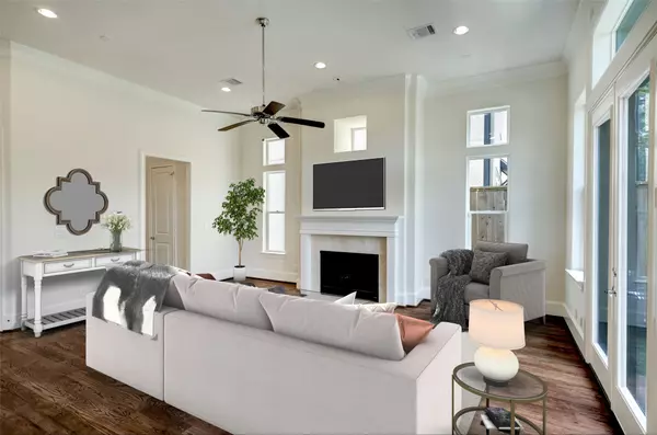 Houston, TX 77043,10938 Wrenwood GN