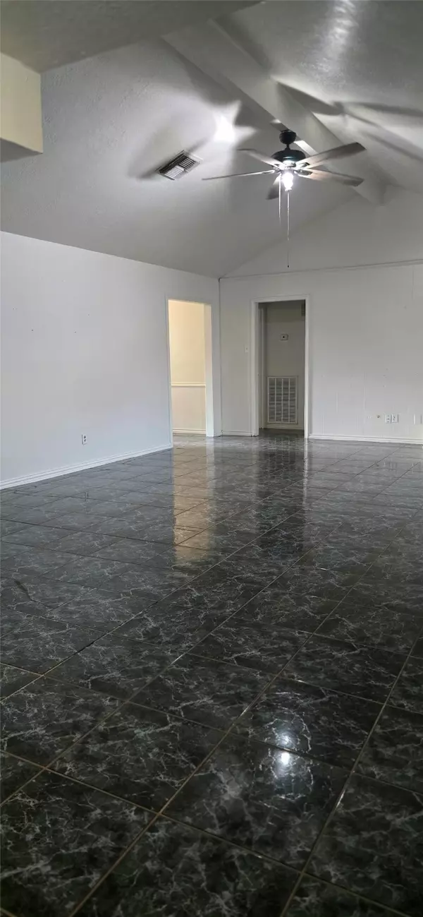 Pasadena, TX 77503,806 Briarway ST