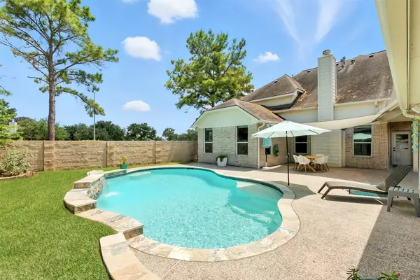 30102 Canyon Summer LN, Spring, TX 77386