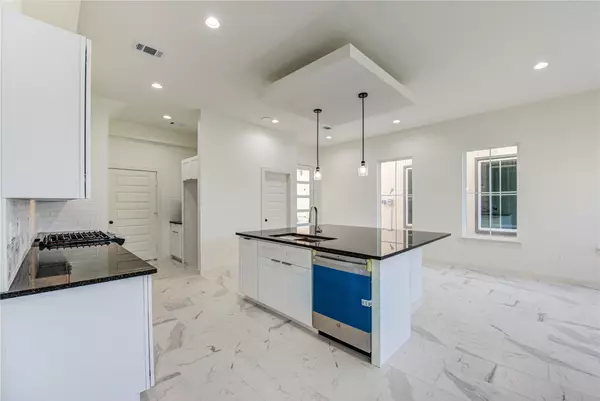 Houston, TX 77057,2903 El Fenice LN