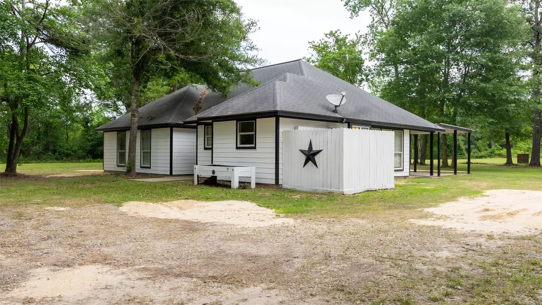 4204 Fm 2518 RD, Cleveland, TX 77327