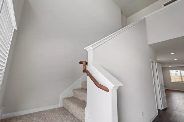 Houston, TX 77073,22203 King Heights LN