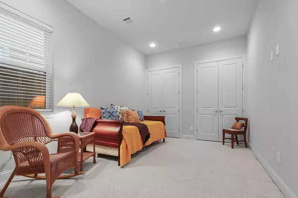 Houston, TX 77007,5637 Kiam ST #D