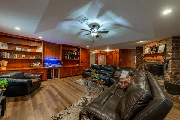 Beasley, TX 77417,330 N 4th ST