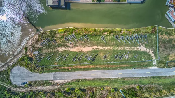 0 jones lake dr,  Tiki Island,  TX 77554