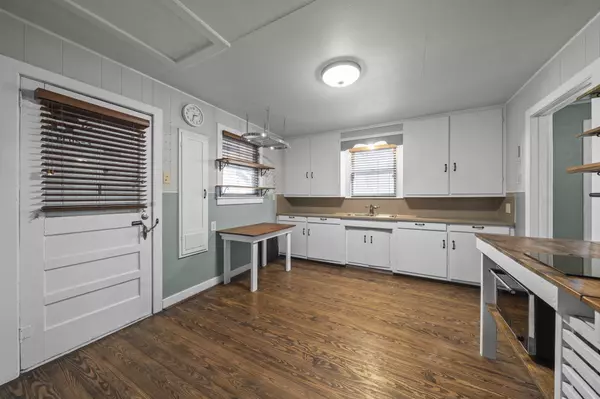 Brenham, TX 77833,700 W Fifth ST