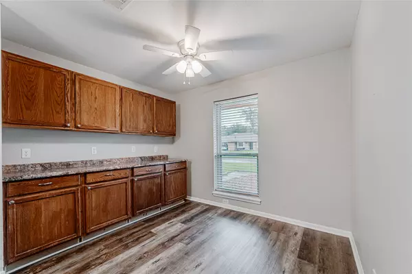 Lake Jackson, TX 77566,617 Dogwood ST