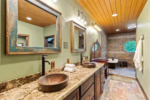 Bridge City, TX 77611,650 Sudduth DR