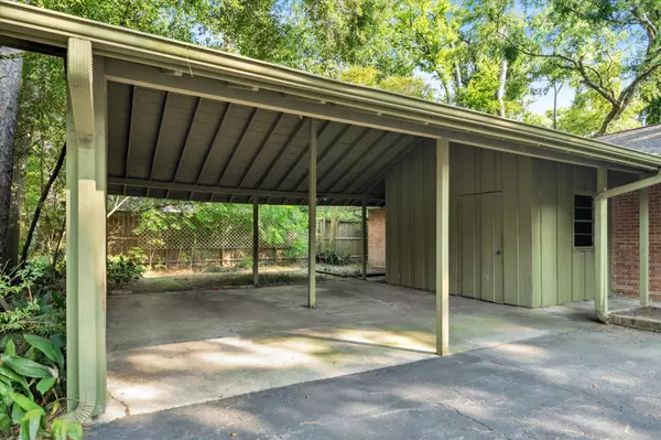 Houston, TX 77055,1031 Ridgeley DR