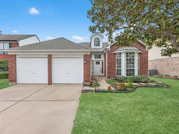 7027 Redwood Falls DR,  Pasadena,  TX 77505