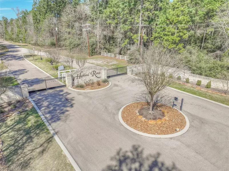 4214 Highland LKS, Montgomery, TX 77316