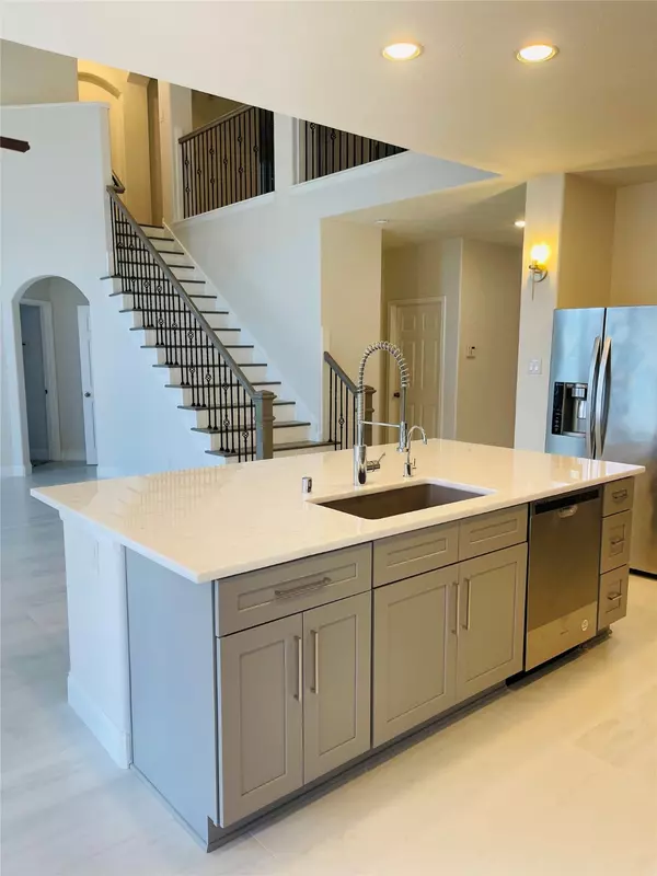 Sugar Land, TX 77479,727 Overdell DR