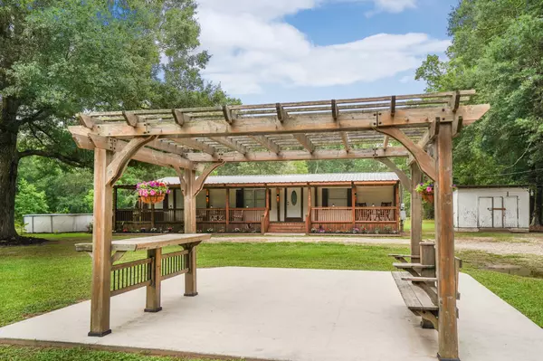 Splendora, TX 77372,26538 W 4th TER