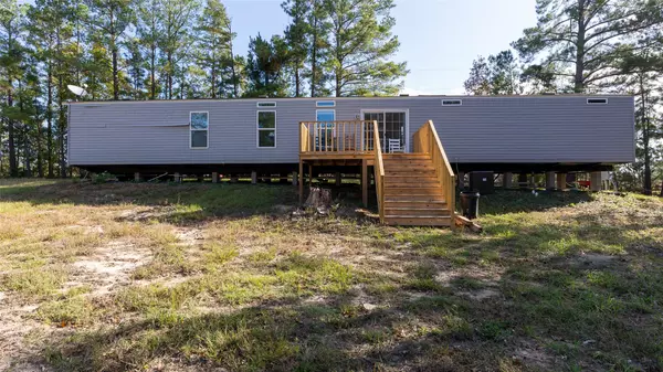 Centerville, TX 75833,5725 Private Road 2075