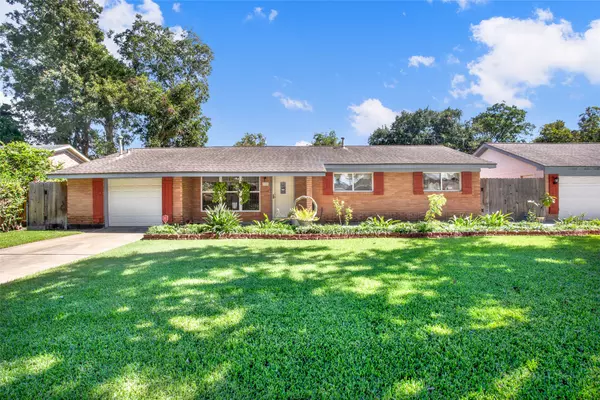 Hitchcock, TX 77563,6725 Pecanwood ST