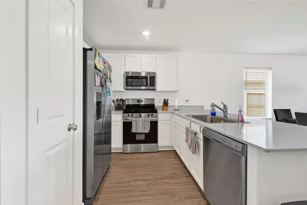 League City, TX 77573,2112 Hyde Acres ST