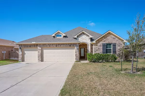 7708 Bogie LN, Navasota, TX 77868