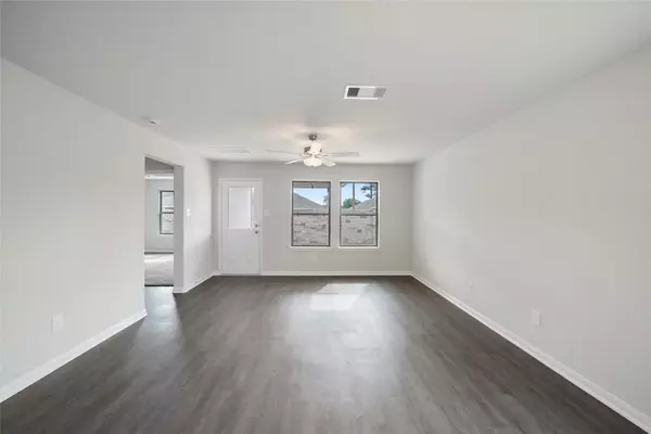 Converse, TX 78109,11151 Hollinger CIR