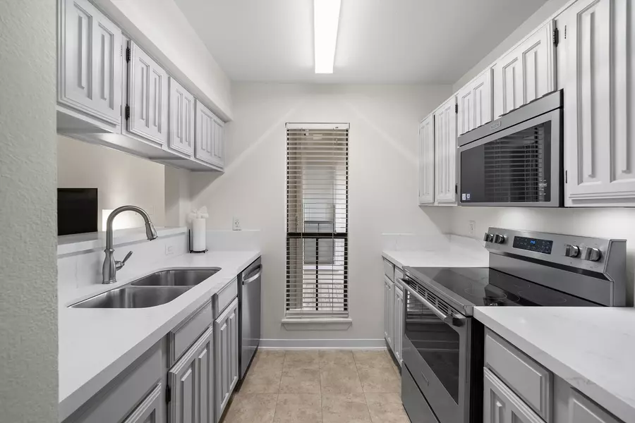 3500 Tangle Brush DR #28, The Woodlands, TX 77381
