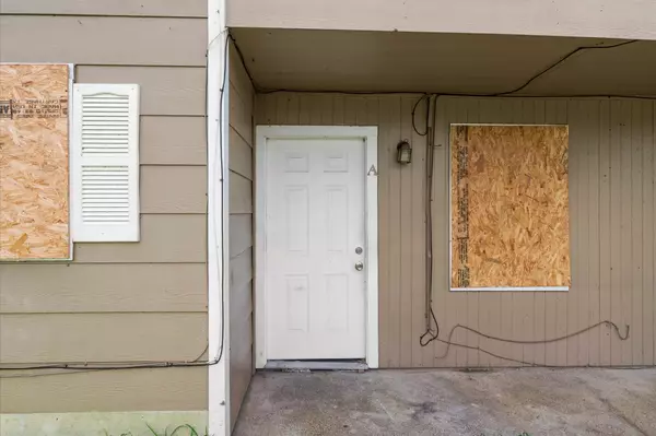 Houston, TX 77015,14504 Corpus Christi ST #4