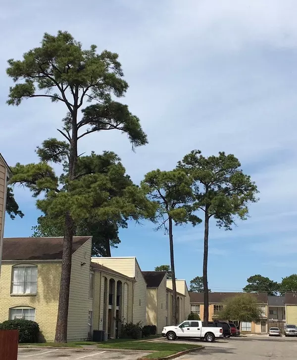 Houston, TX 77092,6200 W Tidwell RD #2102