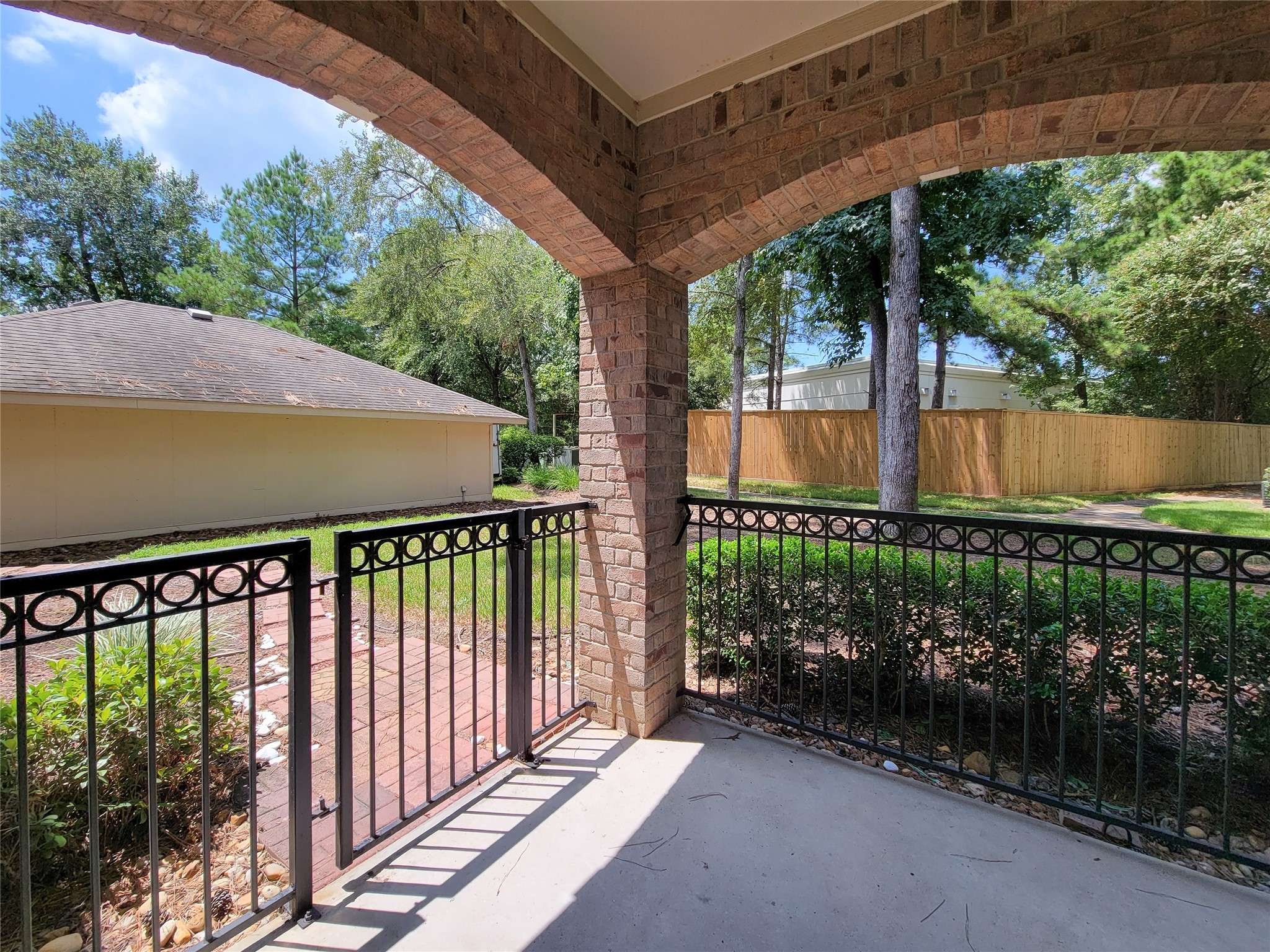 The Woodlands, TX 77382,6607 Lake Woodlands DR #313